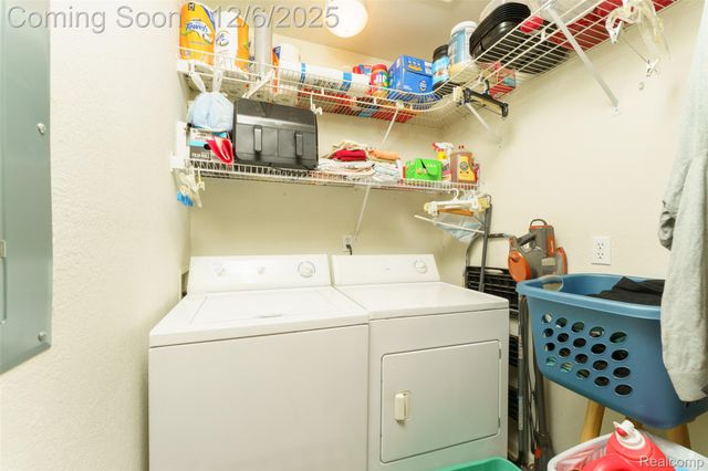 12274 Saint Andrews Way, Fenton Charter Township, MI 48430