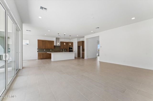3715 E MELODY Drive, Phoenix, AZ 85042
