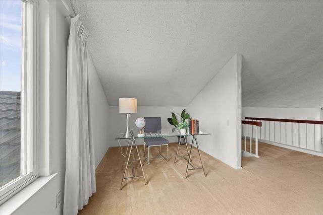 546 Compass Circle, Redwood City, CA 94065