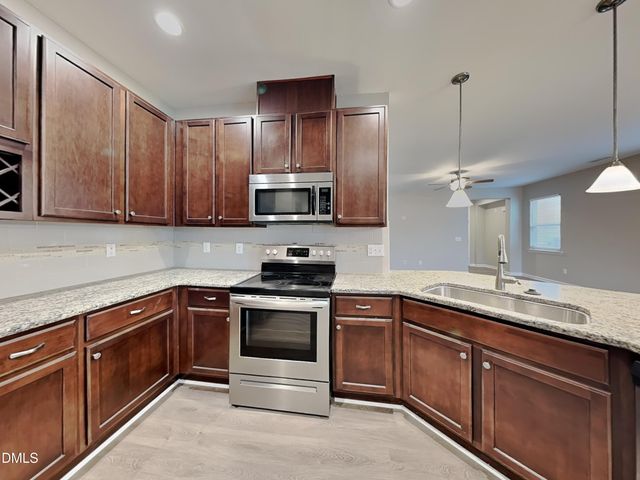 932 Avondale Drive, Clayton, NC 27520