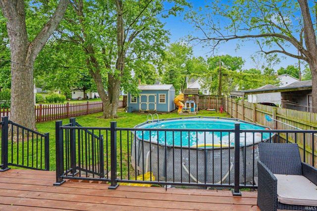 703 Gladstone, Elkhart, IN 46516