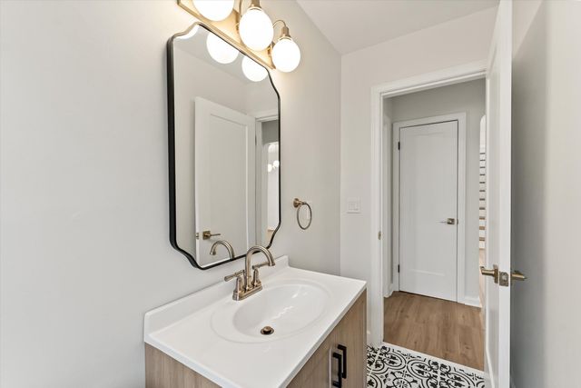 14041 Vernon Street, Oak Park City, MI 48237