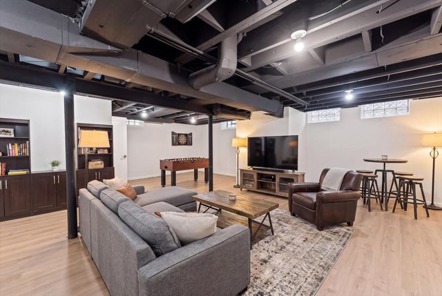 14041 Vernon Street, Oak Park City, MI 48237