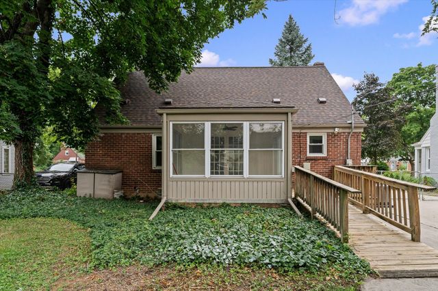 14041 Vernon Street, Oak Park City, MI 48237