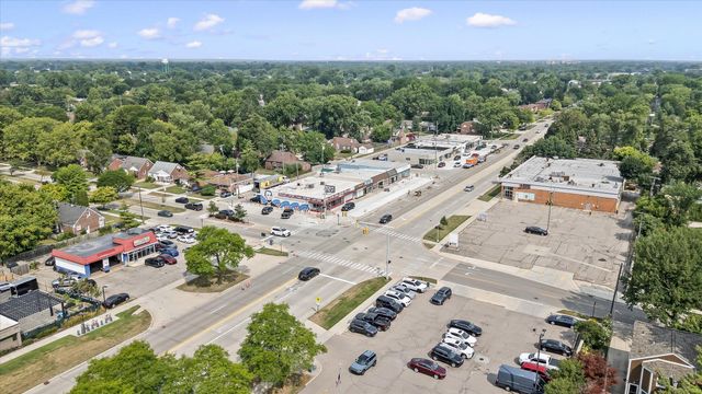 14041 Vernon Street, Oak Park City, MI 48237