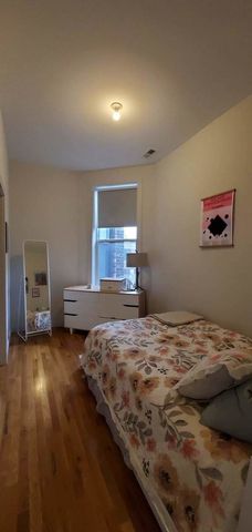 1135 N Damen Avenue 2R, Chicago, IL 60622