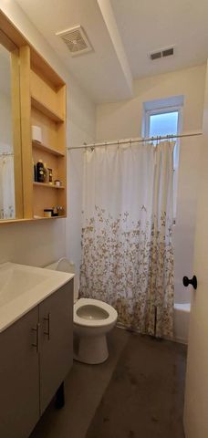 1135 N Damen Avenue 2R, Chicago, IL 60622