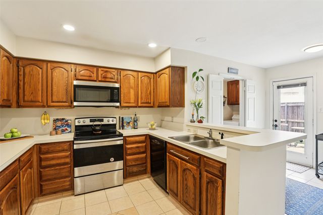 2531 Stanford Court, Carrollton, TX 75006