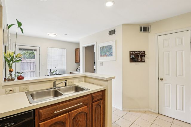 2531 Stanford Court, Carrollton, TX 75006