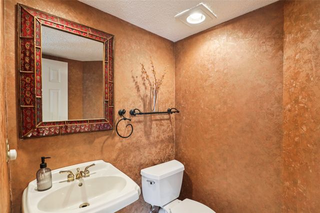 2531 Stanford Court, Carrollton, TX 75006