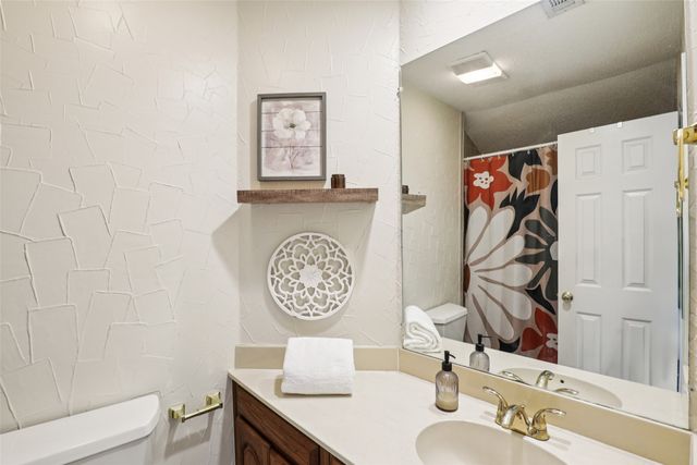 2531 Stanford Court, Carrollton, TX 75006