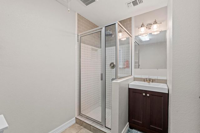 3203 Tom Green ST 3A, Austin, TX 78705