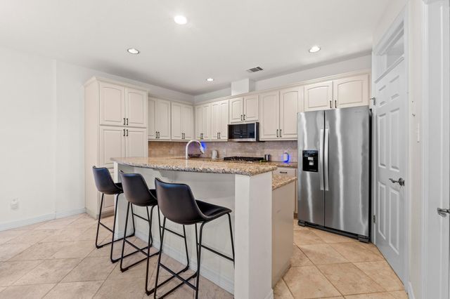 3203 Tom Green ST 3A, Austin, TX 78705