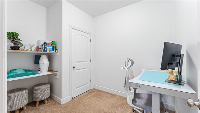 3607 NW Riverbend Road, Bentonville, AR 72712