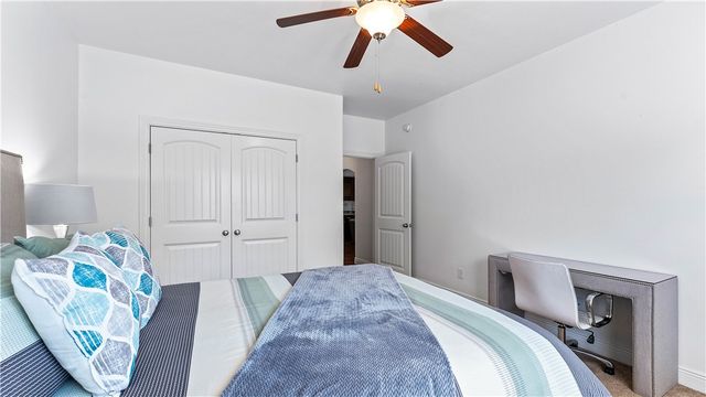 3607 NW Riverbend Road, Bentonville, AR 72712