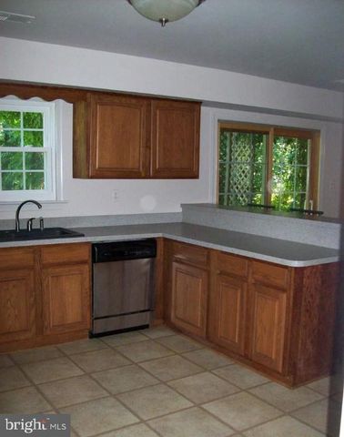 5746 MYRIAH CT, Warrenton, VA 20187