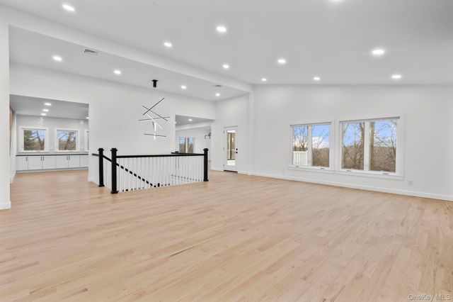 21 Pheasant Drive, Armonk, NY 10504