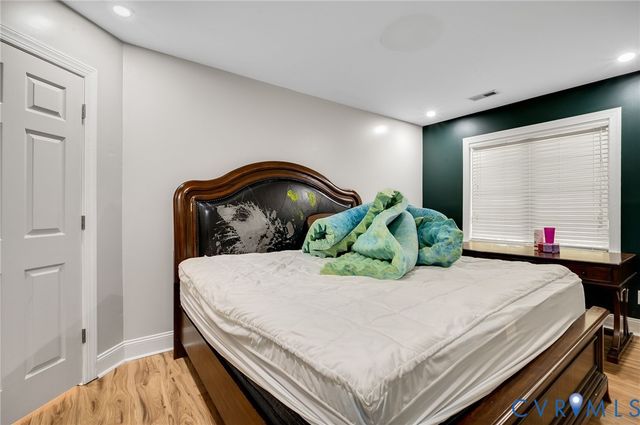 6555 St Cecelia Dr, Midlothian, VA 23112