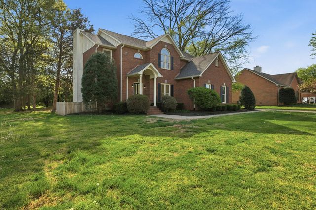 3002 Bowers Ln, Murfreesboro, TN 37129