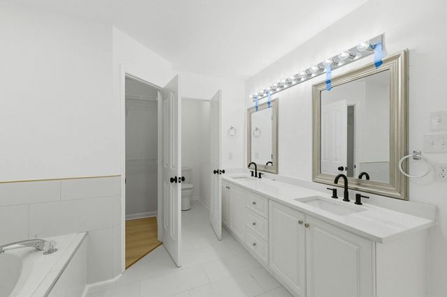 3002 Bowers Ln, Murfreesboro, TN 37129