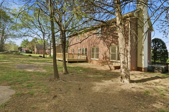 3002 Bowers Ln, Murfreesboro, TN 37129