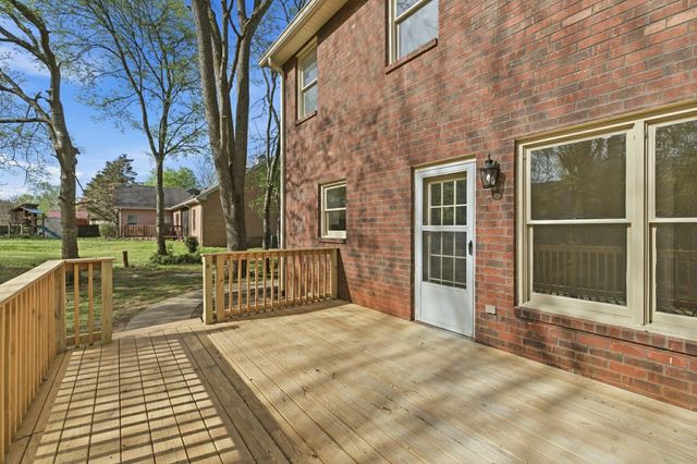 3002 Bowers Ln, Murfreesboro, TN 37129