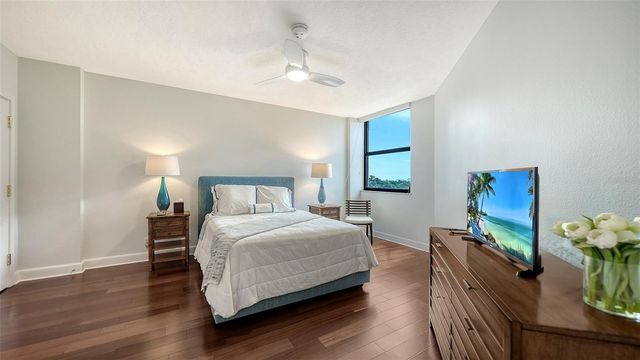 1241 GULF OF MEXICO DRIVE 303, Longboat Key, FL 34228