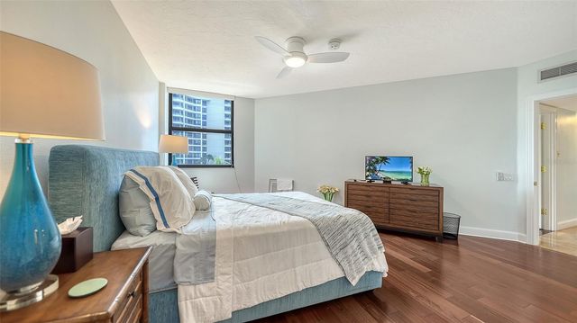 1241 GULF OF MEXICO DRIVE 303, Longboat Key, FL 34228