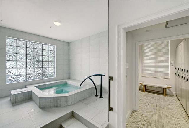 1241 GULF OF MEXICO DRIVE 303, Longboat Key, FL 34228