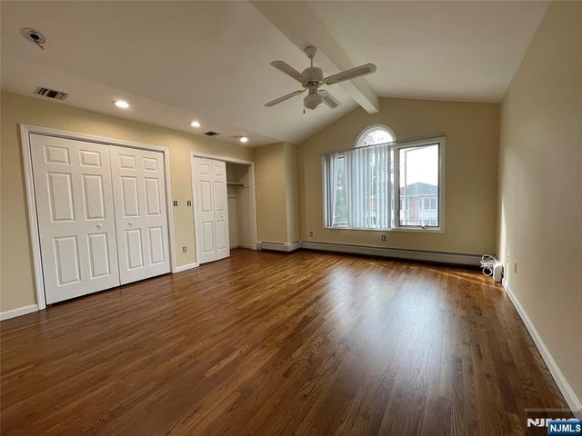 510 Roff Avenue B, Palisades Park, NJ 07650