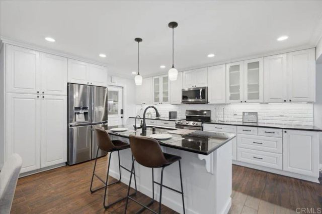 7617 Prairie Mound Way, San Diego, CA 92139