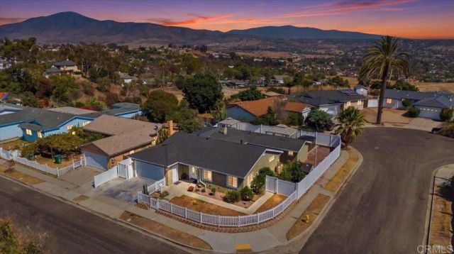 7617 Prairie Mound Way, San Diego, CA 92139