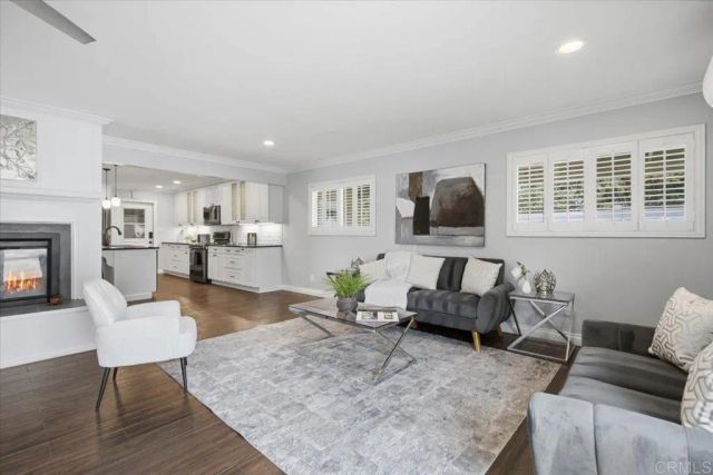 7617 Prairie Mound Way, San Diego, CA 92139
