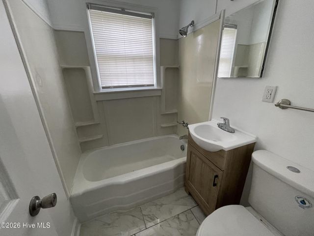 1016 Cedar Street, Elizabeth City, NC 27909