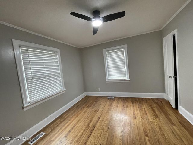 1016 Cedar Street, Elizabeth City, NC 27909