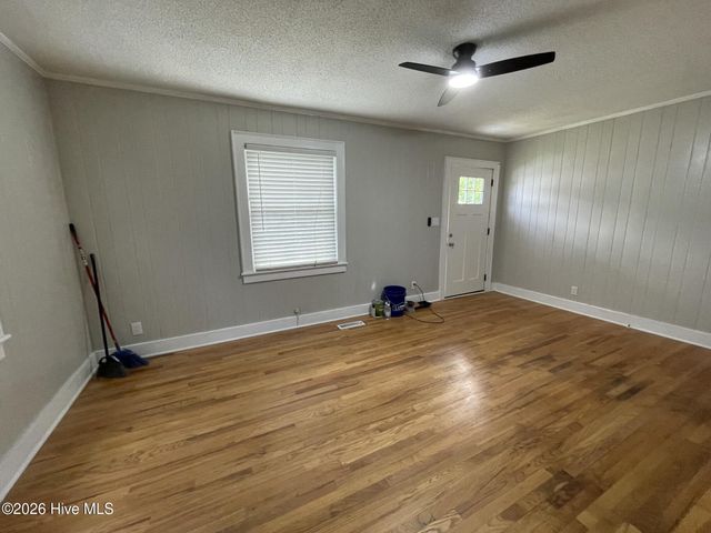 1016 Cedar Street, Elizabeth City, NC 27909