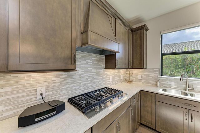 7502 SUMMERLAND COVE, Lakewood Ranch, FL 34202