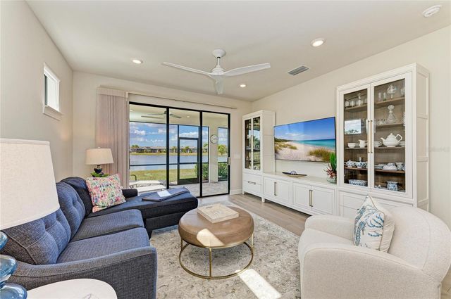 7502 SUMMERLAND COVE, Lakewood Ranch, FL 34202