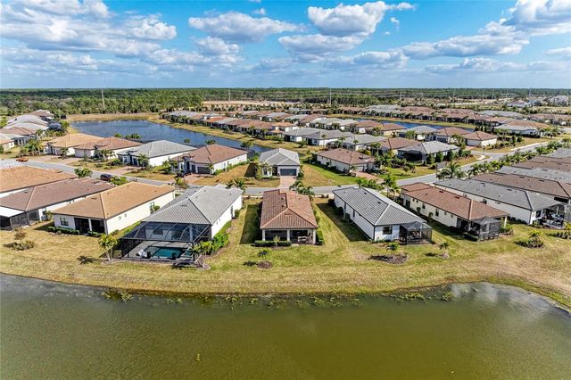 7502 SUMMERLAND COVE, Lakewood Ranch, FL 34202