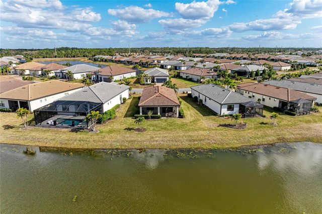 7502 SUMMERLAND COVE, Lakewood Ranch, FL 34202