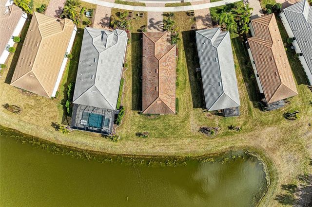 7502 SUMMERLAND COVE, Lakewood Ranch, FL 34202