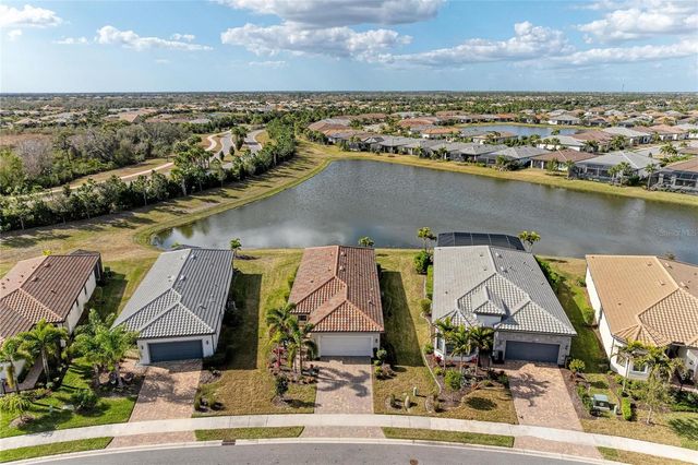 7502 SUMMERLAND COVE, Lakewood Ranch, FL 34202