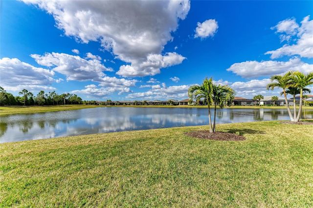 7502 SUMMERLAND COVE, Lakewood Ranch, FL 34202