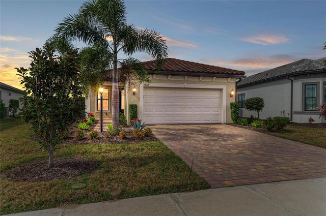 7502 SUMMERLAND COVE, Lakewood Ranch, FL 34202