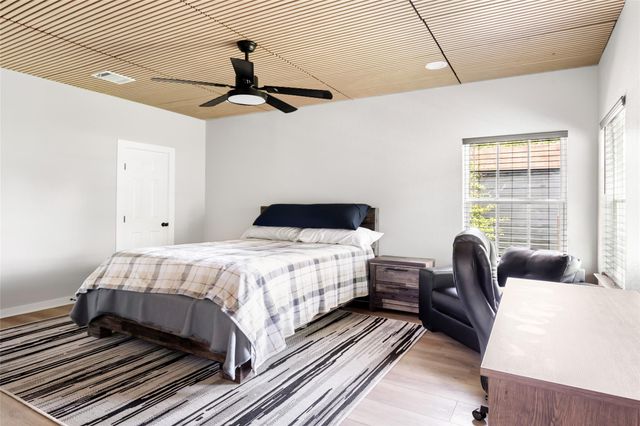 802 Thomas Avenue, Pasadena, TX 77506