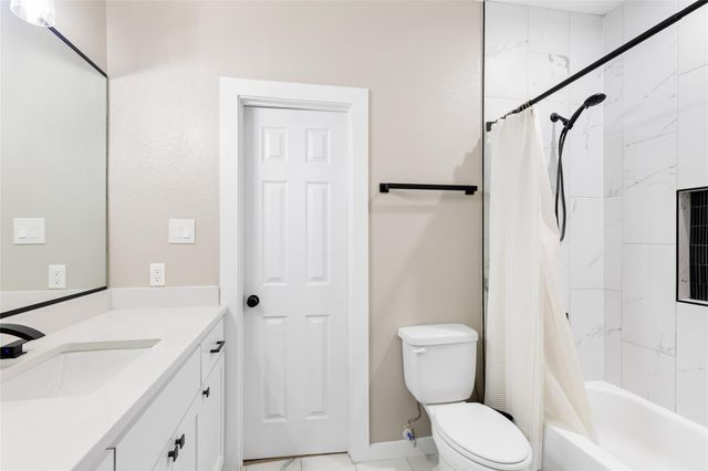 802 Thomas Avenue, Pasadena, TX 77506