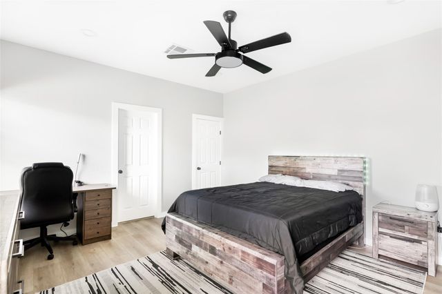 802 Thomas Avenue, Pasadena, TX 77506