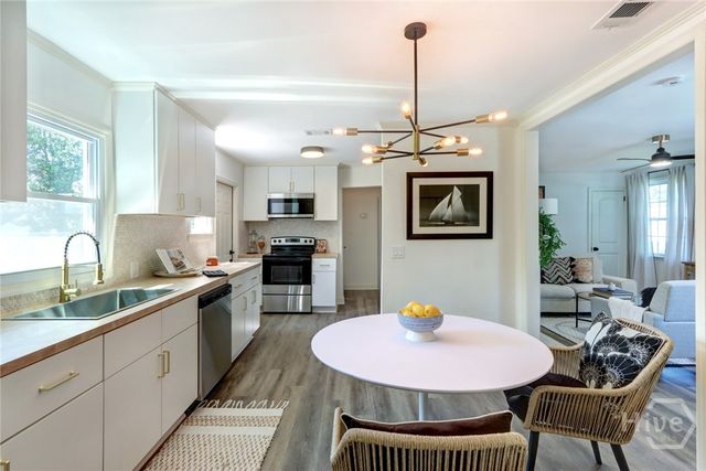 1911 Greenwood Street, Savannah, GA 31404