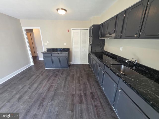 18 ROBERTS PL, Willingborough, NJ 08046