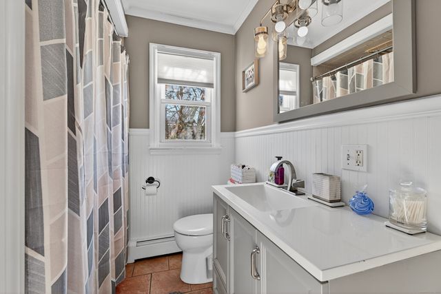 5 Robin Lane, Clinton, CT 06413